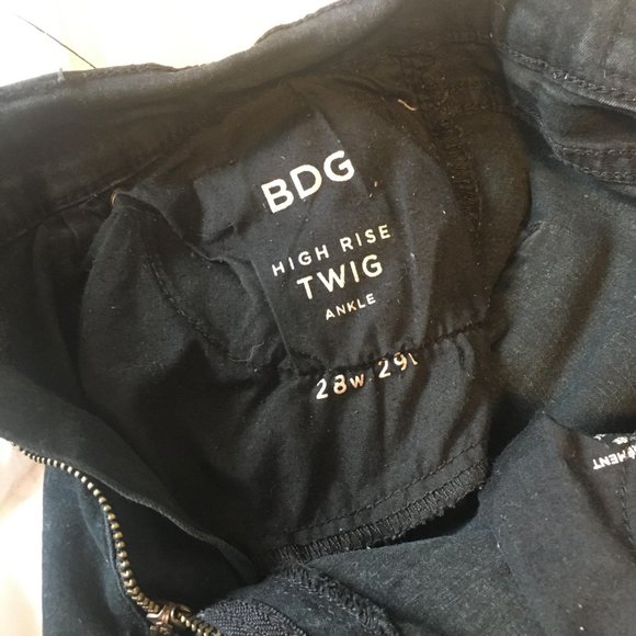 BDG Twig High Rise Faded Black Jeans - Picture 2 of 5